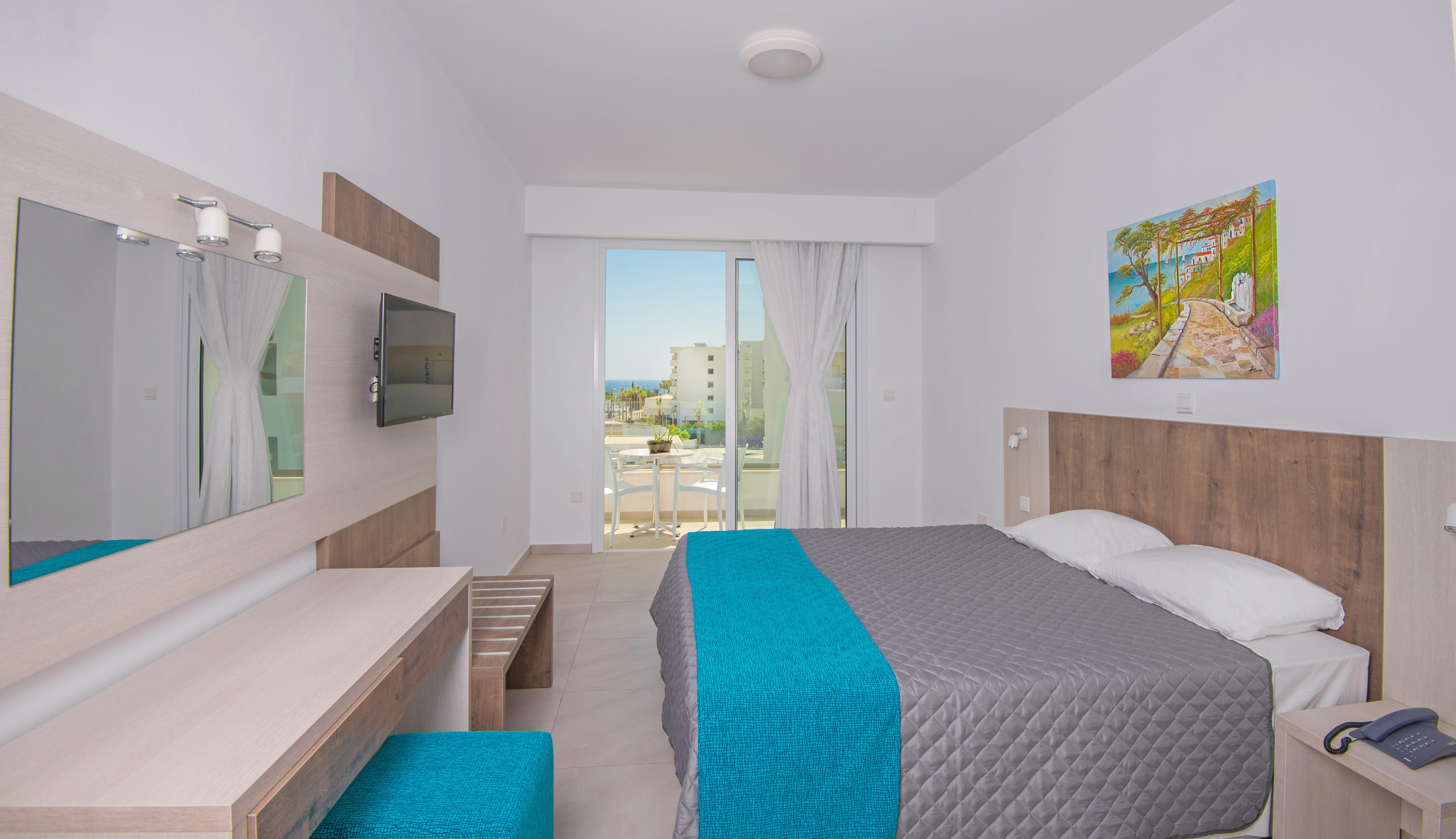 New Famagusta Hotel & Suites アヤナパ エクステリア 写真