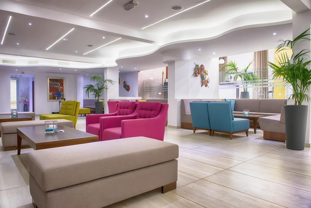 New Famagusta Hotel & Suites アヤナパ エクステリア 写真